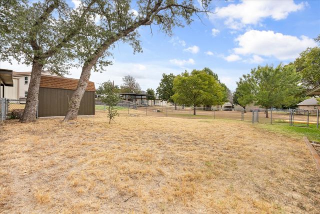 417 Sky Harbour Court, Granbury, TX 76049