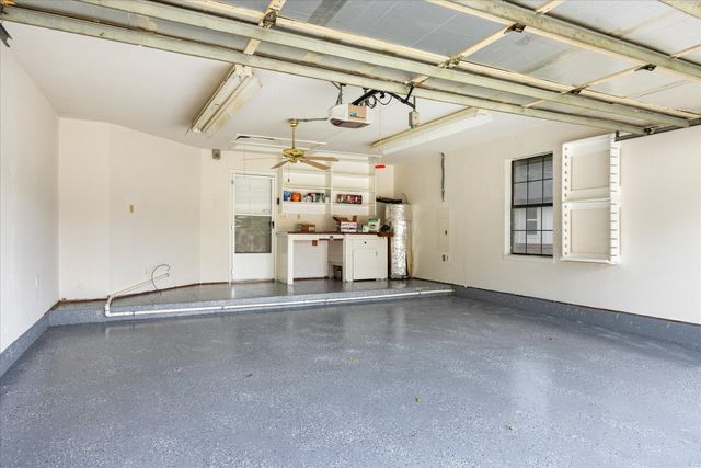 417 Sky Harbour Court, Granbury, TX 76049