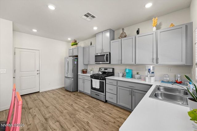 1570 Granary Park Avenue, Sparks, NV 89436