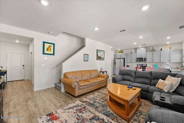 1570 Granary Park Avenue, Sparks, NV 89436