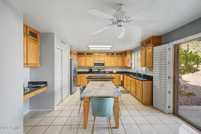 1737 E SAMUEL Drive, Phoenix, AZ 85024