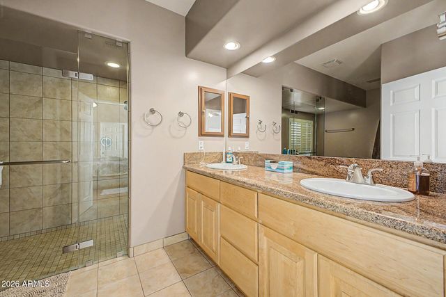 1737 E SAMUEL Drive, Phoenix, AZ 85024