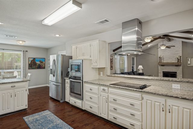 1600 Ports O Call Drive, Plano, TX 75075
