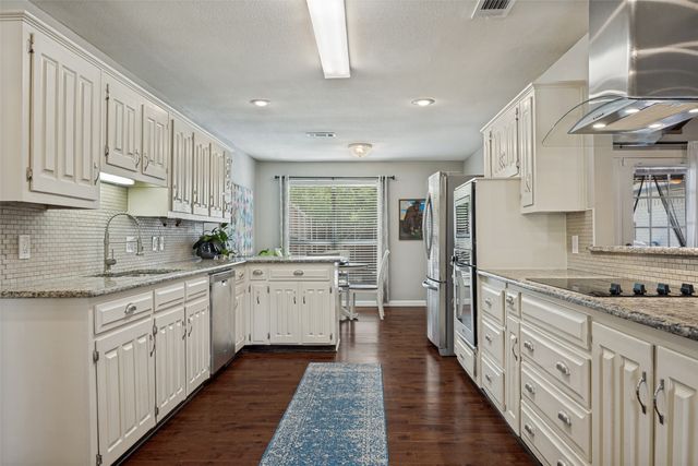 1600 Ports O Call Drive, Plano, TX 75075