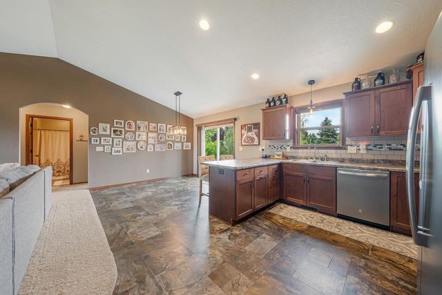 810 RUSTY COURT, Kaukauna, WI 54130