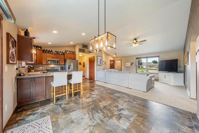 810 RUSTY COURT, Kaukauna, WI 54130