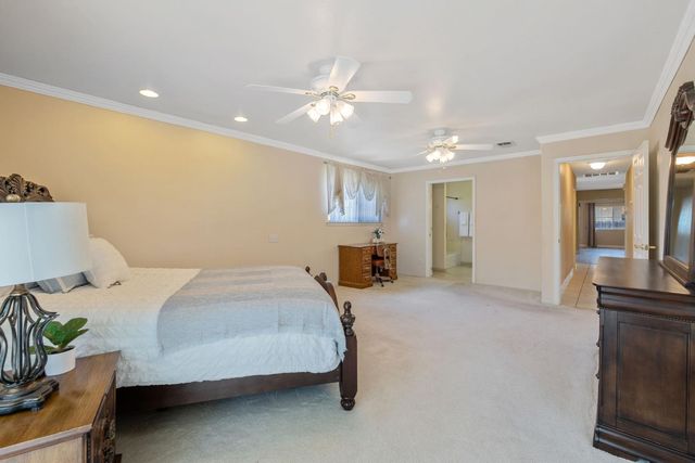 4909 E Fillmore Avenue S, Fresno, CA 93727