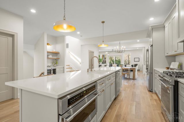 3917 Paxton Avenue, Cincinnati, OH 45209