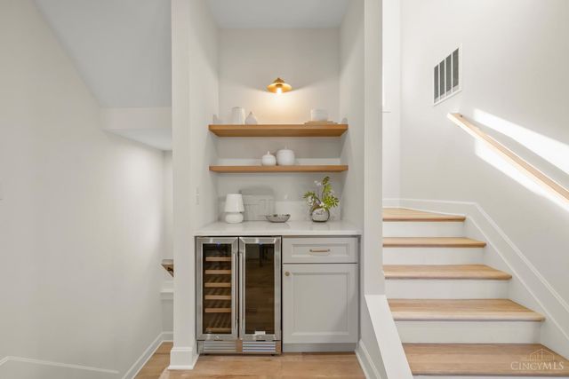 3917 Paxton Avenue, Cincinnati, OH 45209