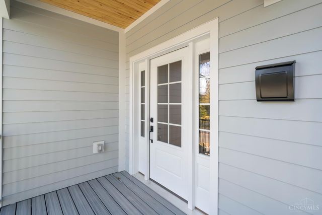 3917 Paxton Avenue, Cincinnati, OH 45209