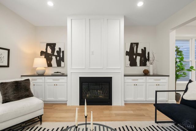 3917 Paxton Avenue, Cincinnati, OH 45209