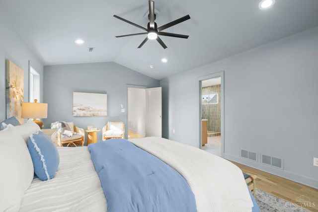 3917 Paxton Avenue, Cincinnati, OH 45209