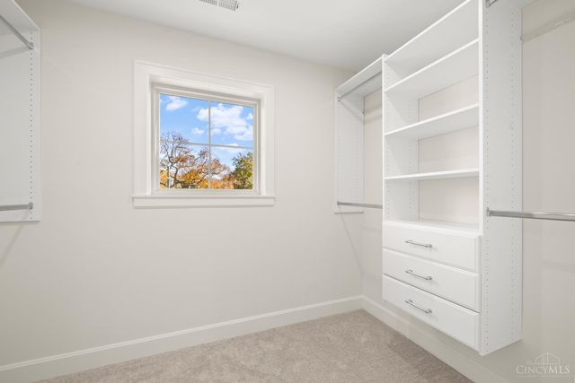 3917 Paxton Avenue, Cincinnati, OH 45209