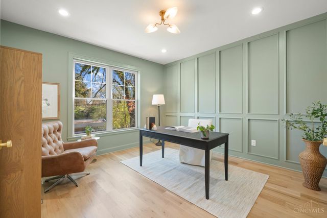 3917 Paxton Avenue, Cincinnati, OH 45209