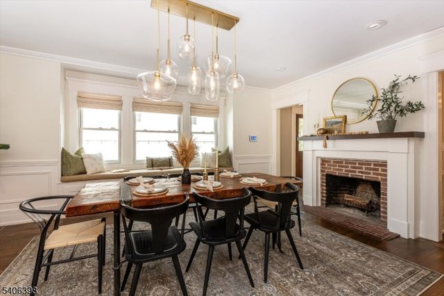 25 Ridgewood Ter, Maplewood Twp., NJ 07040