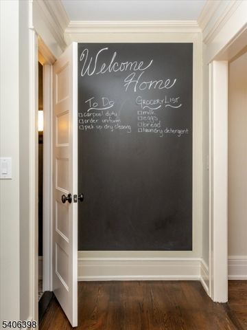 25 Ridgewood Ter, Maplewood Twp., NJ 07040