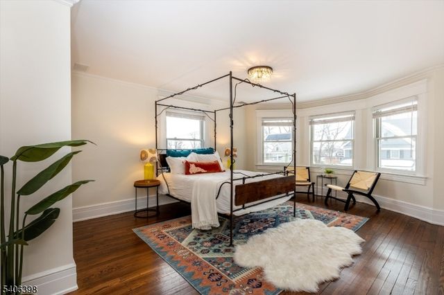 25 Ridgewood Ter, Maplewood Twp., NJ 07040