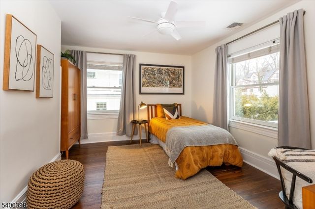 25 Ridgewood Ter, Maplewood Twp., NJ 07040