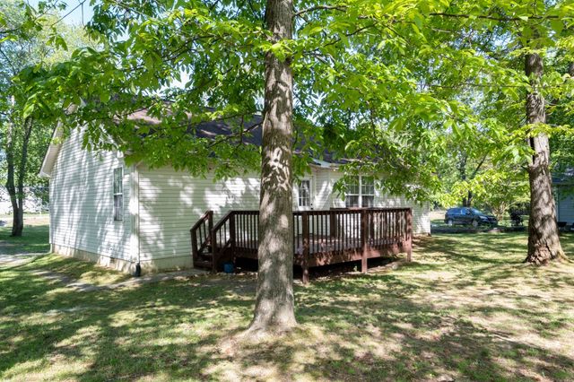 104 Forrest Ln, White House, TN 37188