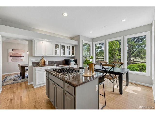 10086 Stratford Pl, Highlands Ranch, CO 80126