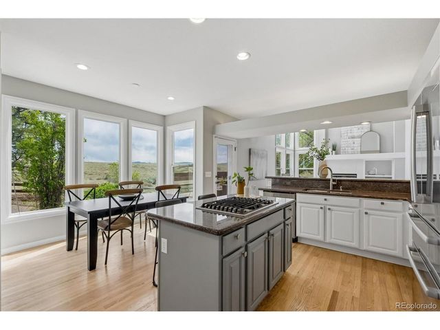 10086 Stratford Pl, Highlands Ranch, CO 80126