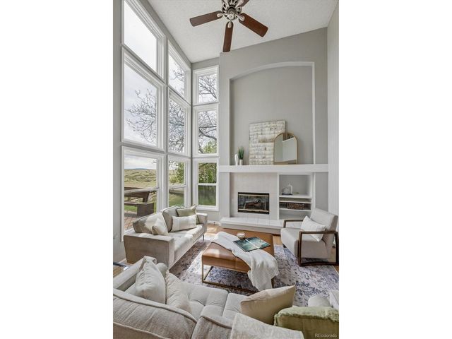 10086 Stratford Pl, Highlands Ranch, CO 80126
