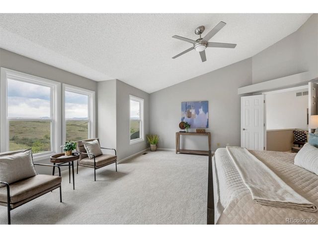 10086 Stratford Pl, Highlands Ranch, CO 80126