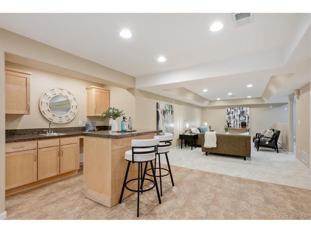 10086 Stratford Pl, Highlands Ranch, CO 80126