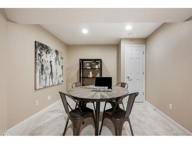 10086 Stratford Pl, Highlands Ranch, CO 80126