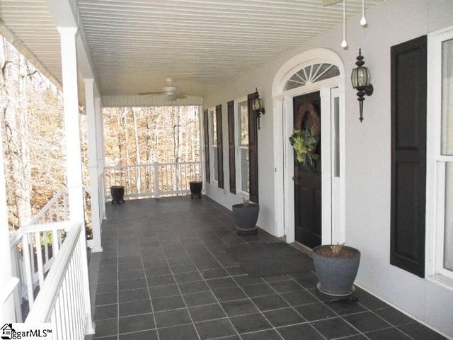 1 Parkview Court, Laurens, SC 29360