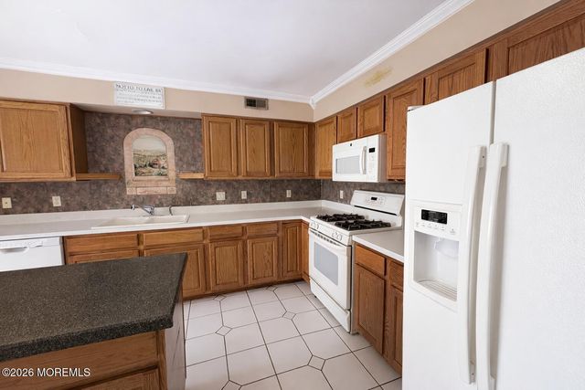 4707 Saddle Back Lane, Toms River, NJ 08755