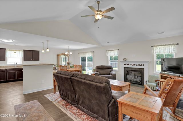 23189 Nc Highway 50, Holly Ridge, NC 28445