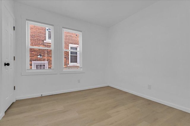 2525 Leslie Street, Detroit, MI 48238