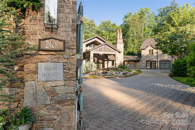 268 Holly Arbor Lane, Asheville, NC 28803