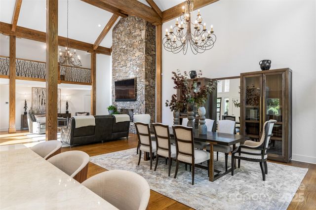 268 Holly Arbor Lane, Asheville, NC 28803