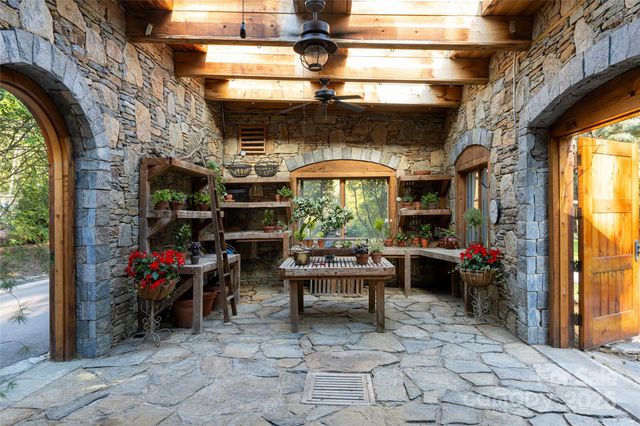 268 Holly Arbor Lane, Asheville, NC 28803