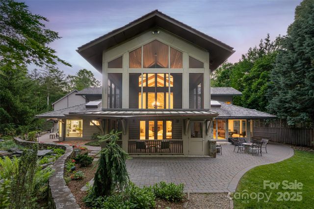 268 Holly Arbor Lane, Asheville, NC 28803