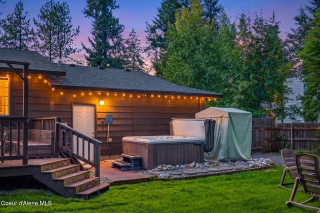 11760 N Peridot DR, Hayden, ID 83835