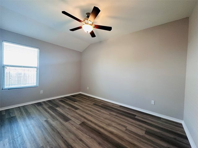 215 Belmont Park Drive, Ponder, TX 76259