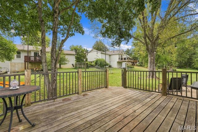 717 Cypress Drive, Pacific, MO 63069