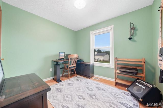 717 Cypress Drive, Pacific, MO 63069