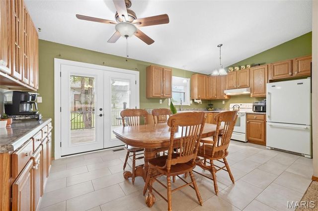 717 Cypress Drive, Pacific, MO 63069