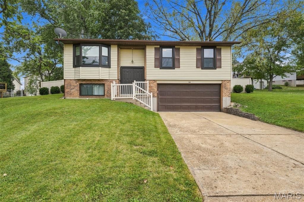 717 Cypress Drive, Pacific, MO 63069