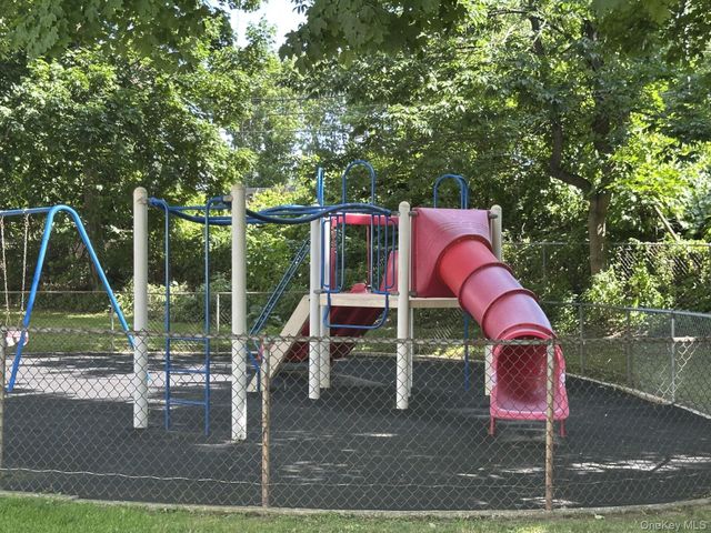 90 Avon Circle D, Port Chester, NY 10573