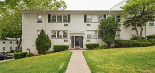 90 Avon Circle D, Port Chester, NY 10573