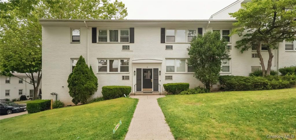 90 Avon Circle D, Port Chester, NY 10573