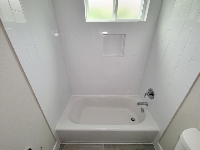 8316 Curry A, Houston, TX 77093