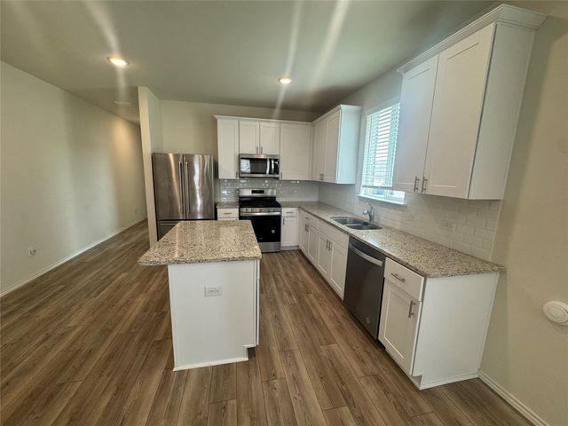 8132 Cedar Lake Lane, Fort Worth, TX 76123