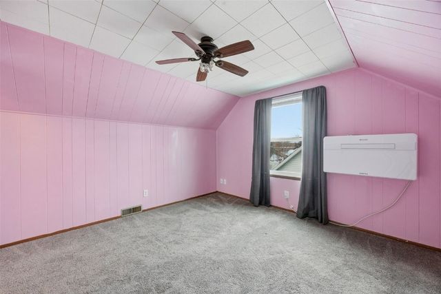 3407 H Ave NW, Cedar Rapids, IA 52405