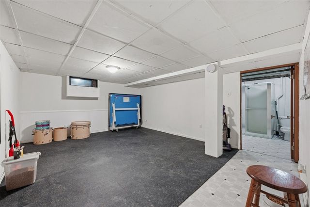 3407 H Ave NW, Cedar Rapids, IA 52405